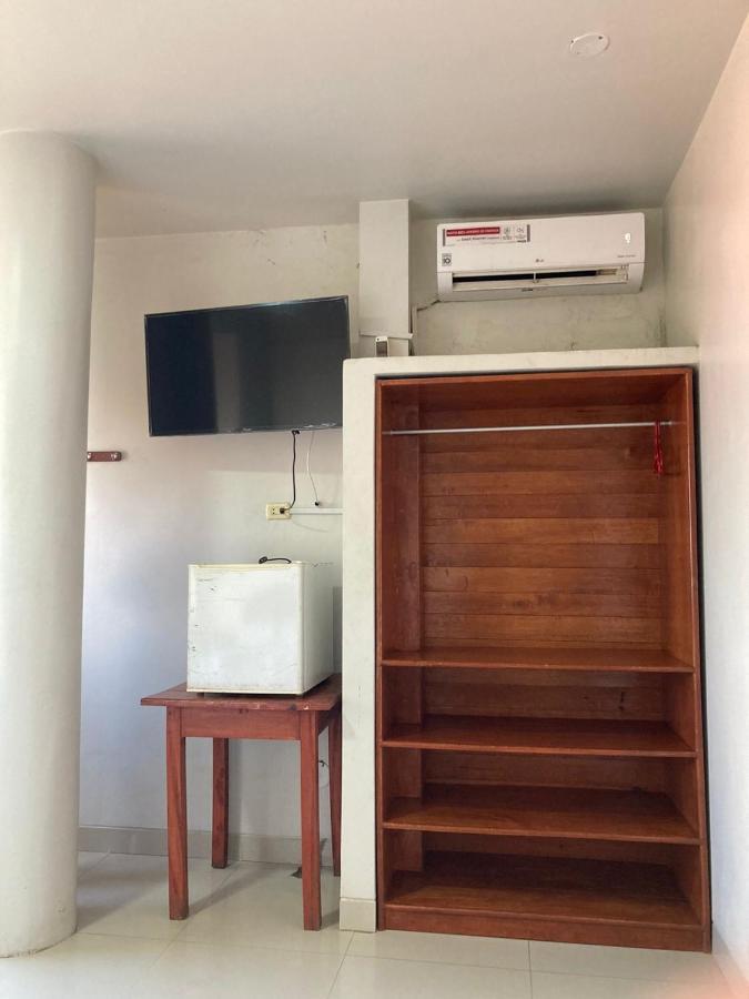 Alojamiento Tahuari Iquitos Exteriör bild