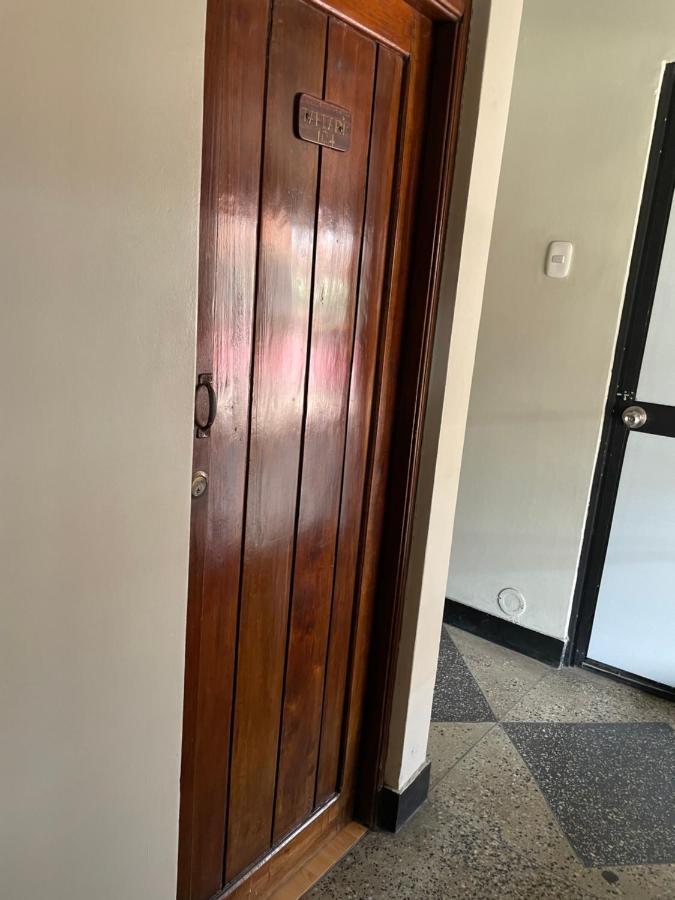 Alojamiento Tahuari Iquitos Exteriör bild